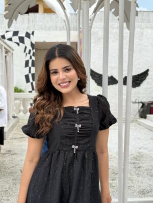 Geet Goraya Instagram - Pari🙃🌷caption pls😌
@geetgoraaya_official