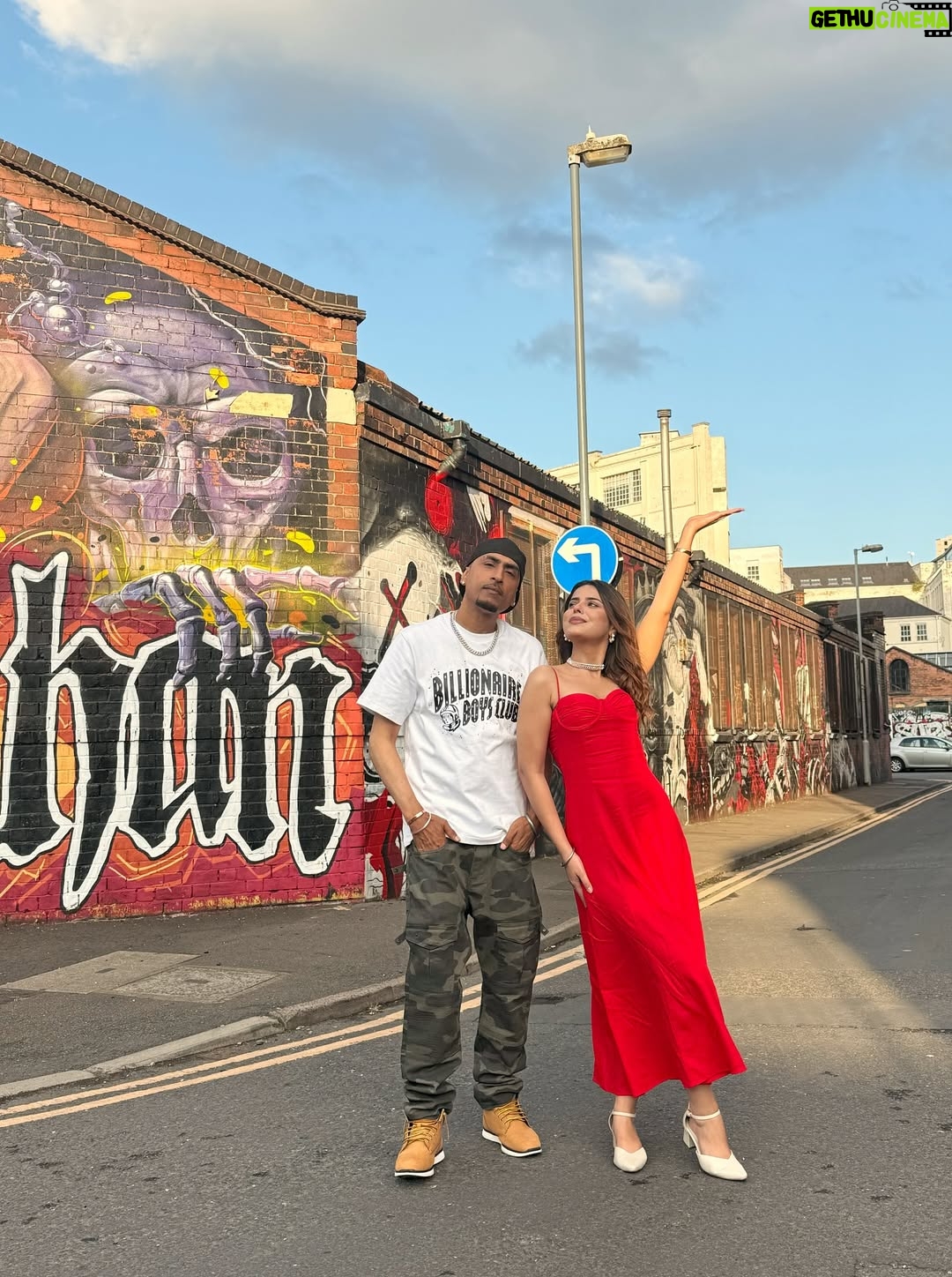 Geet Goraya - 227K Likes - Ki report fr gaane di💥
Bna rhe j reela⚡️

#post #geetgoraya #watansahi #drzeus 

#insta #instamood #viralpost❤️ #post #instagram #great