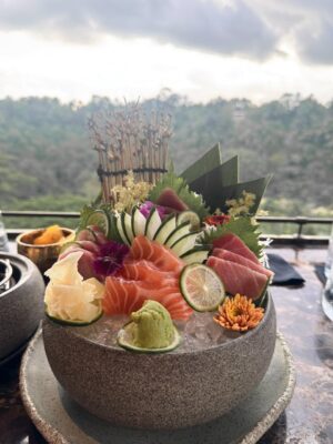 Ghea Indrawari Instagram - makan, bernapas, hidup