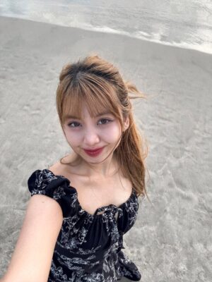 Ghea Indrawari Instagram - selfie teroooos