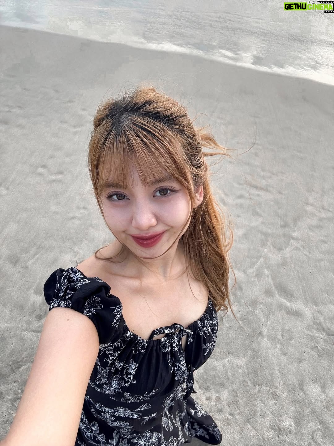 Ghea Indrawari - 97.7K Likes - selfie teroooos