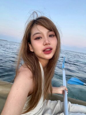 Ghea Indrawari Instagram - cewe ikan ♓️