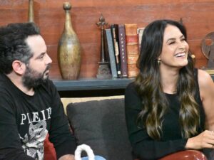 Gina Holguín Instagram - ¿Que si me divierto en @miembrosalairetv ? MASHIN!!!
Gracias!!! La pasé increíble. Solo espero que no se olvide @facufacundo que: “Y Gina también”
La última foto es la lista de los compromisos dentro de @lacasafamososmx que Facundo firmó bajo notario y con la secretaria de gobernación que dio fe y legalidad de dicho documento.
A GANAR FACUNDO!!!!! 😎🙌🏽