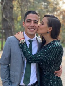 Gina Holguín Most Liked Photos and Posts