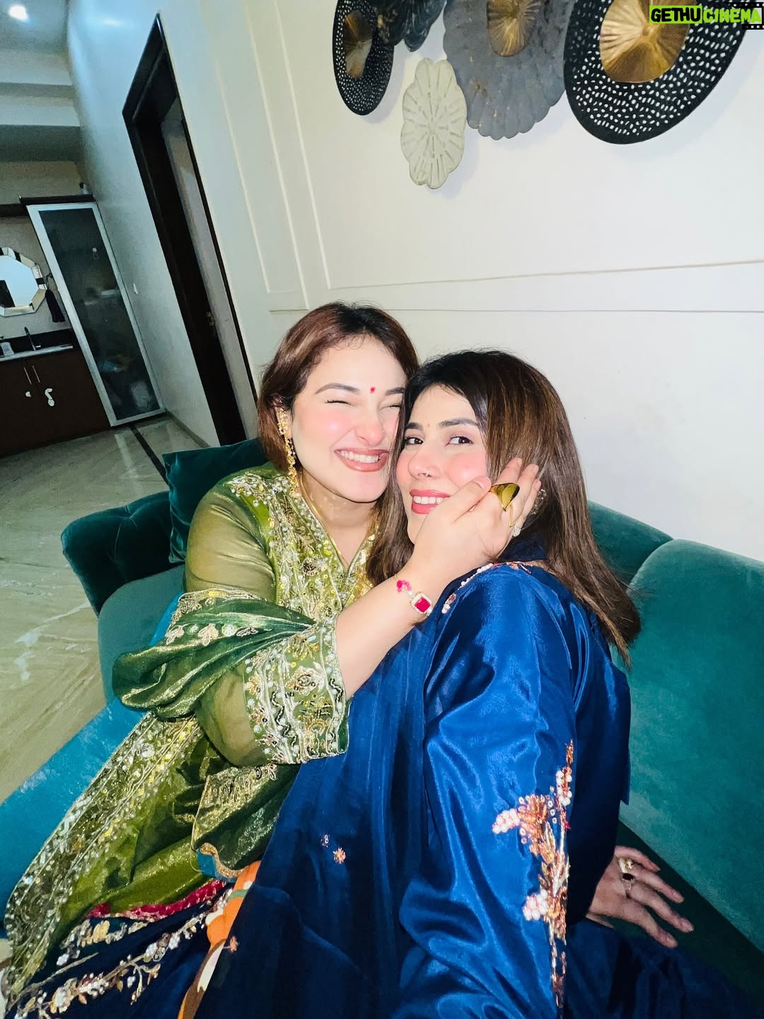 Ginni Soni - 15.7K Likes - Happy rakshabandhan..🫀🧿