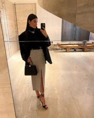 Giorgia Gabriele Instagram - @armariumbrand 🖤