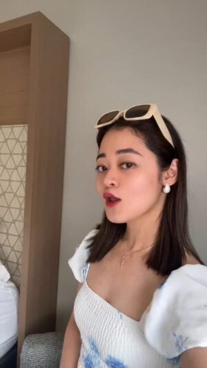 Gisela Cindy Instagram - Good morning ✨🤍
*
*
#toronto #ootd #outfit #LA