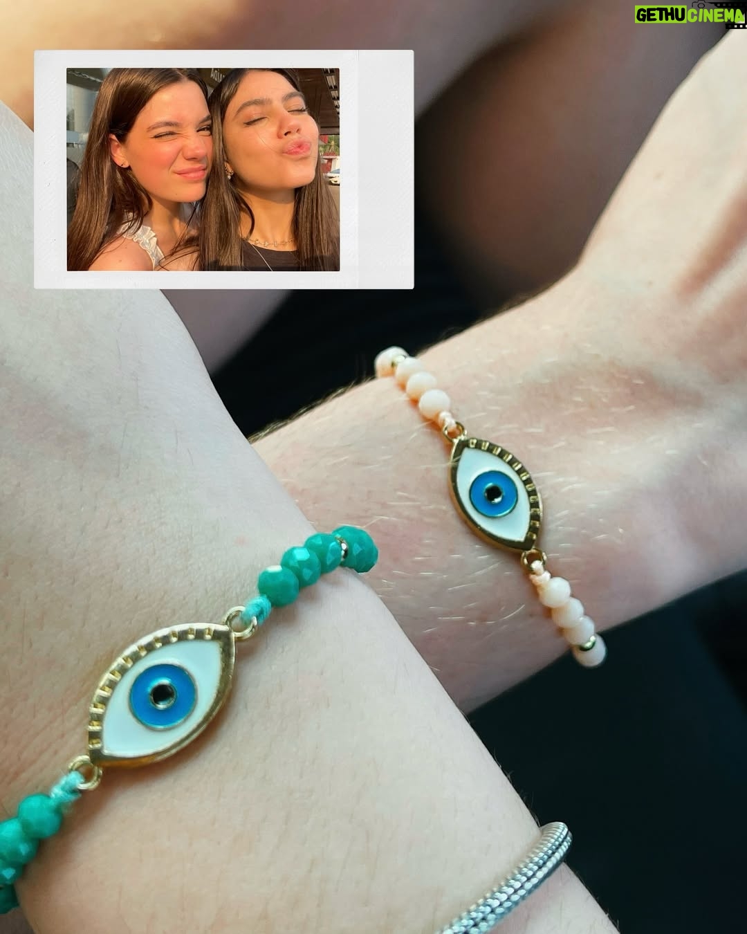 Giulia Benite - 130.6K Likes - de Turma da Mônica, pra vida! 
feliz aniversário, meu amor. 
que venham muitos mais momentos, risadas e trabalhos juntas. 
obrigada por ser você. eu te amo! ❤️‍🩹