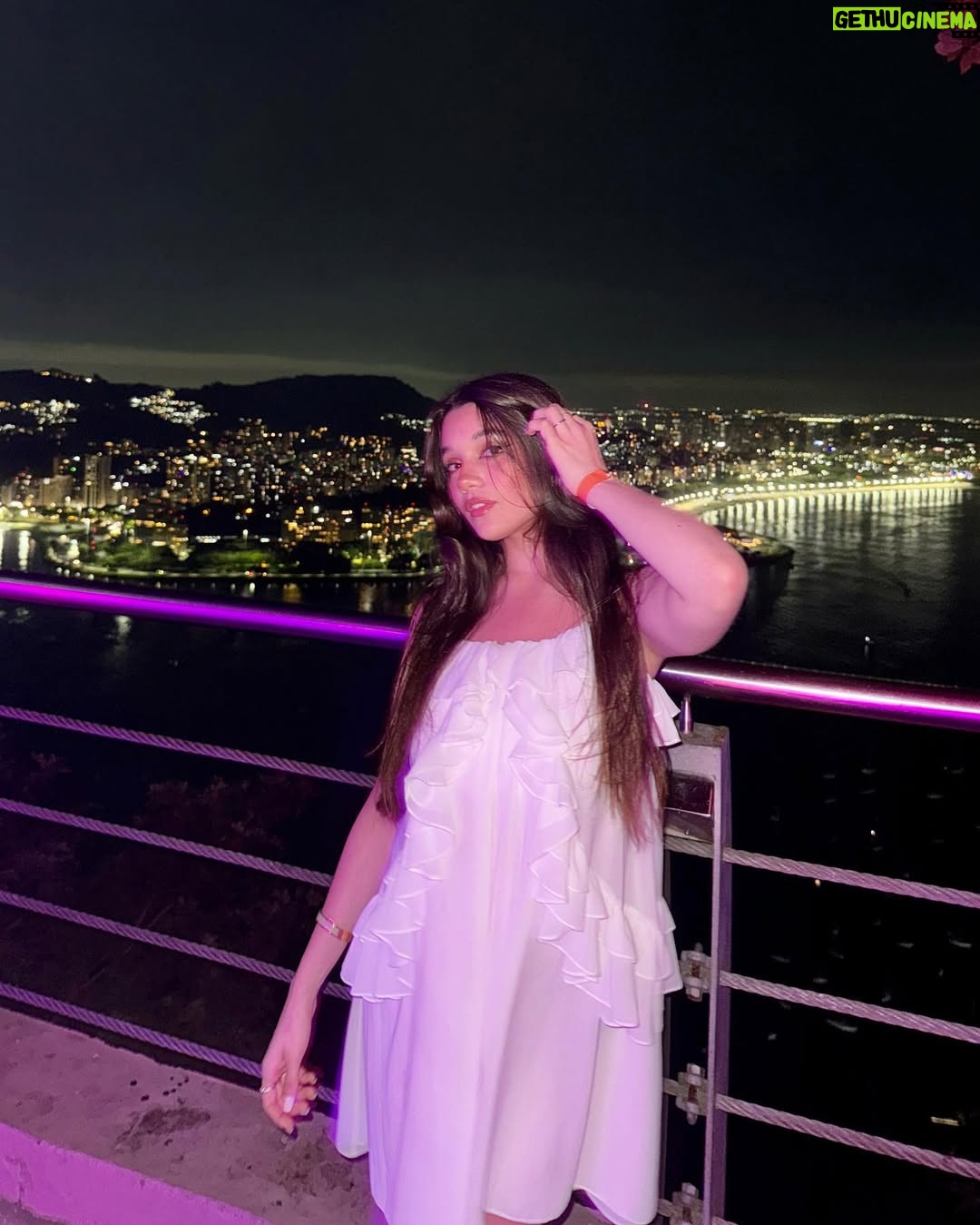 Giulia Benite - 146.3K Likes - primeira de 2025