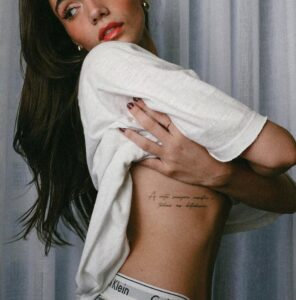Actress Giulia Benite HD Photos and Wallpapers May 2025