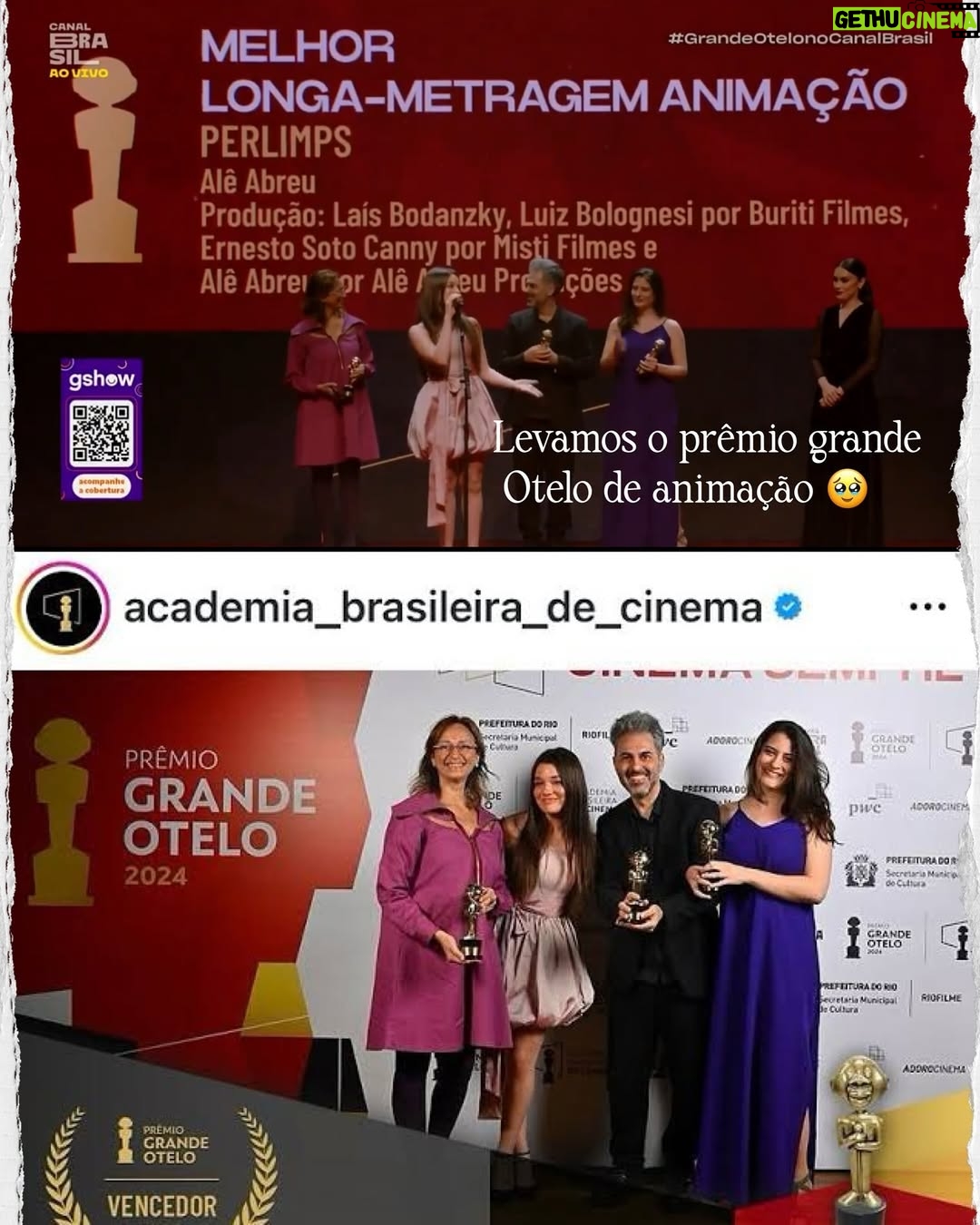 Giulia Benite - 190.9K Likes - 2024 chegando ao fim. Guardo um pedaço de mim nesse ano incrível que vivi, e sempre levarei comigo grandes partes dele também. Foram tantas oportunidades de fazer o que amo (nem coube tudo aqui!), viver experiências que encheram meu coração de alegria e me sentir genuinamente grata por tudo que fiz e todos que cruzaram meu caminho. Nesse próximo ano, que possamos continuar escrevendo as histórias dos nossos próprios filmes, onde somos todos os personagens principais (e viva o cinema nacional, claro!) 🎥💖🎬