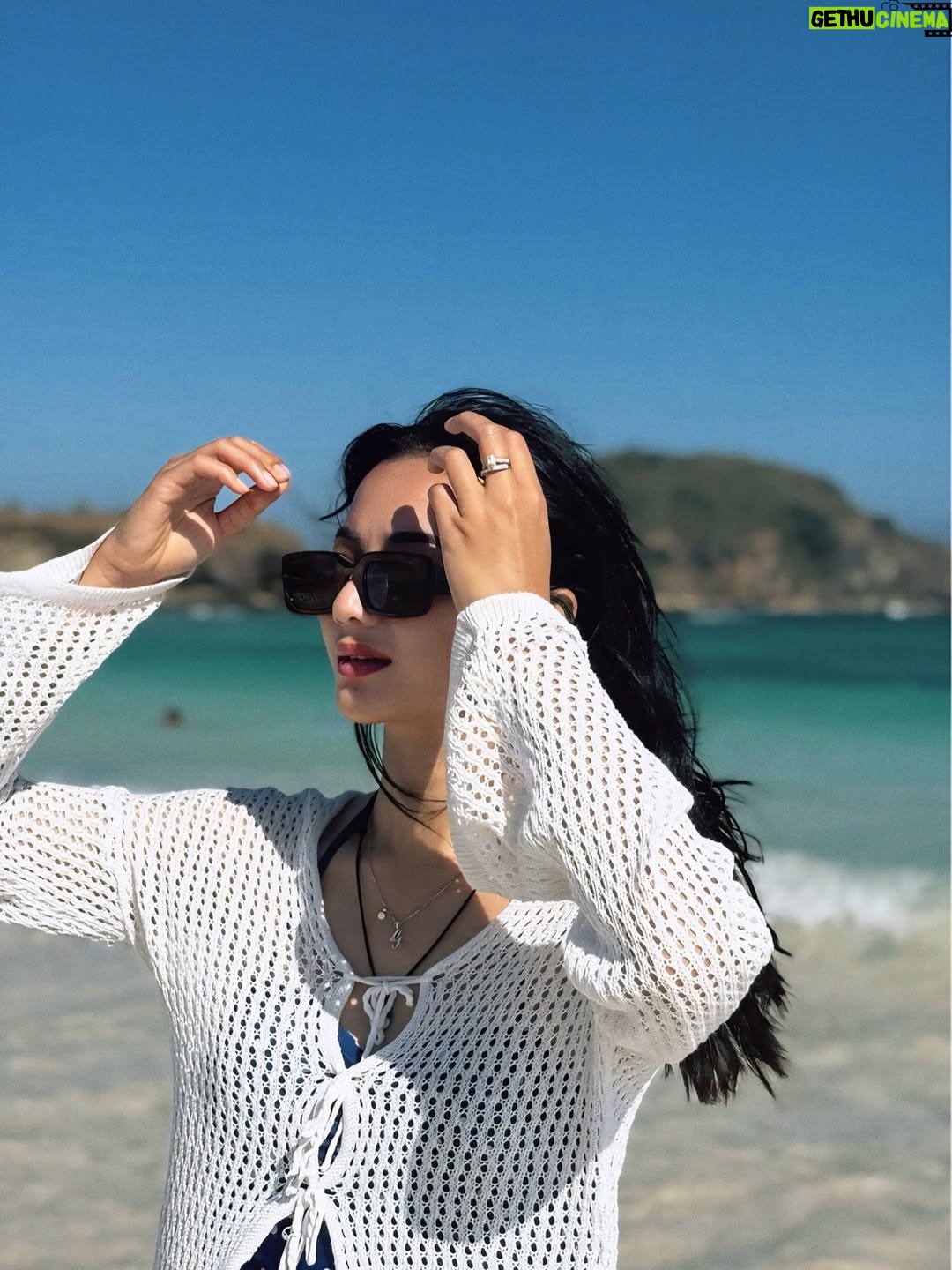 Glenca Chysara - 3 Likes - you just need to go back to the ocean 🥥