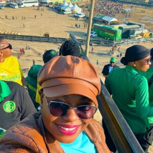 Godliver Gordian Instagram - Hey love
Mbalizi, Mwanjelwa.. Ndaga Fijo Mbeyaššš
#selfieeyamama
#oktobatunatikiā
ā
#ccmkazinaututunasongambeleššš
.
.
.
Utukufu na Uweza ni wake Bwana na Mwokozi wa maisha yetu Yesu Kristo wa Nazareth Mungu aliye hai, milele na milele.Aminaš