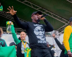 Godliver Gordian Instagram - Hey love
Ruangwa mpoooooooo!š¢
Tunatekeleza Ilani ya CCM chini ya Mama Samia ā maendeleo yanaonekana, ari ni ile ile! š¹šæ
@samia_suluhu_hassan @ccmtanzania @ccmzanzibar @ccmdigitali @samia.app
#RuangwaNaSamia #Maendeleo #CCM2025 #IlaniYaCCM #TanzaniaKwanzaā
.
.
.
Uwtukufu na uweza ni wake Bwana na mwokozi wa maisha yetu Yesu Kristo wa Nazareth. Aminaš