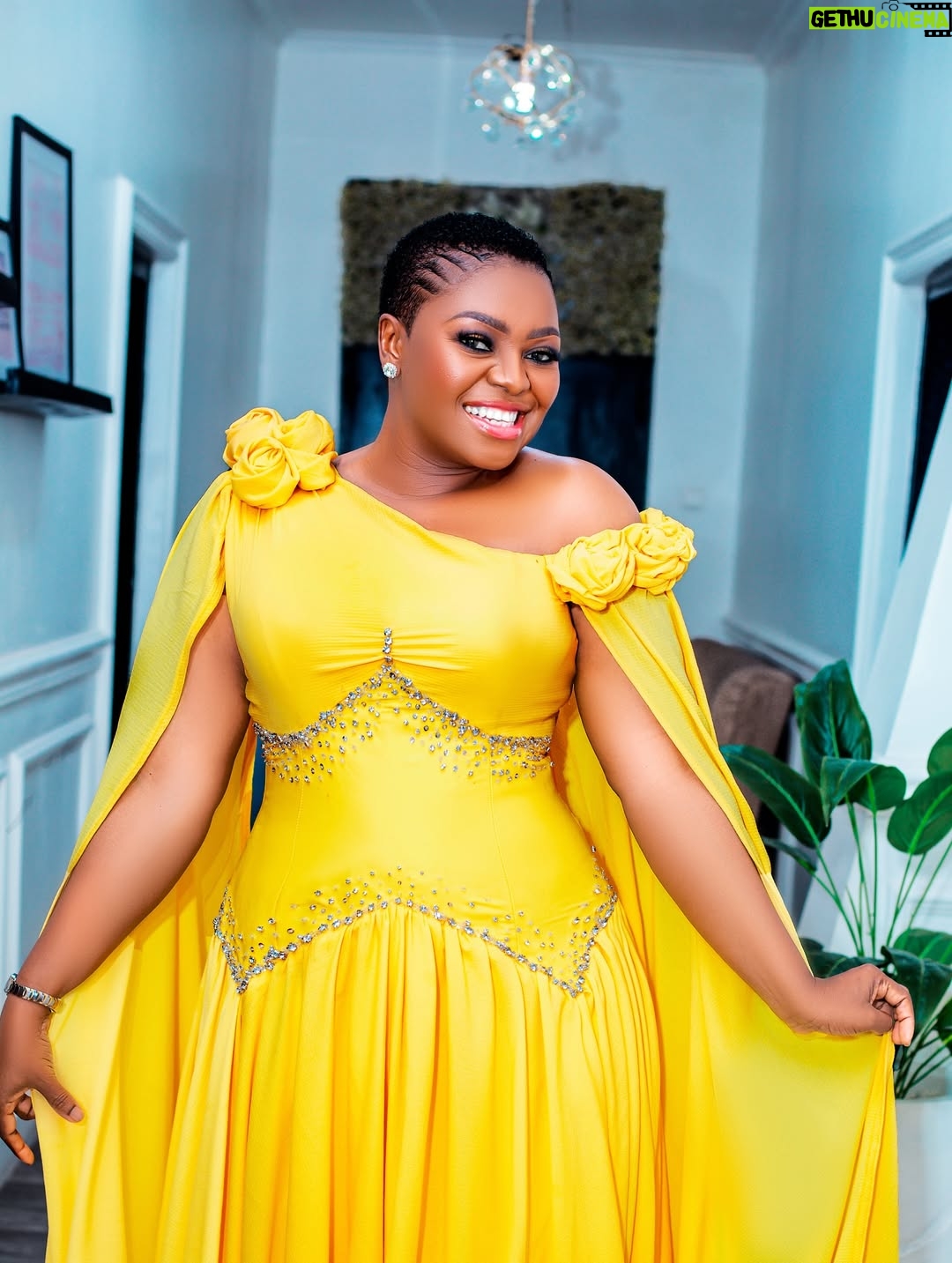 Godliver Gordian - 3.6K Likes - Hey love

Hongera kwa Mr & Mrs Eliud (Sukari) @eliudsamwel 💛💛💛

Makeup by @topfairy_makeup 
Dress by @ganpal_collections 
Accessories @sherry_jewellery_tz 
📸 @bunsah_pro_pixels 
.
.
.
Utukufu na uweza ni wake Bwana na Mwokozi wa maisha yetu Yesu Kristo wa Nazareth Mungu aliye hai, milele na milele. Amina💖