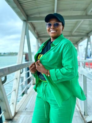 Godliver Gordian Instagram - Hey love
Mithali 16
2 Njia zote za mtu ni safi machoni pake mwenyewe; Bali BWANA huzipima roho za watu.
2PC YANGU IPO KWA @sherry_tz_collectionn ACCESSORIES KAMA ZANGU PIA ZIPO KWA @sherry_jewellery_tz
.
.
.
Utukufu na Uweza ni wake Bwana na Mwokozi wa Maisha yetu Yesu Kristo wa Nazareth Mungu aliye hai, milele na milele. Aminaš