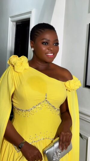 Godliver Gordian Instagram - Enchanting the yellow Dress with smokey eyes 💛💛⭐️🌼 @godliver_gordian About #EB2025
Makeup @topfairy_makeup
Dressed @ganpal_collections
Accessories and cluch @sherry_jewellery_tz
📞☎️ For Booking