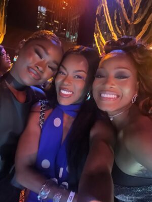 Golden Brooks Instagram - The TEA…. Me and babygirl came out to support the immensely talented and beautiful @keke in @amazonprime @amazonmgmstudios THE PICKUP MOVIE alongside #eddiemurphy #petedavidson and #evalongoria directed by @timkstory 🎬🎬
Such a fun movie!!! And got to see some of my favorite people!!
Thank you @makeupbyjulissv
Dresses(both ) @zara
