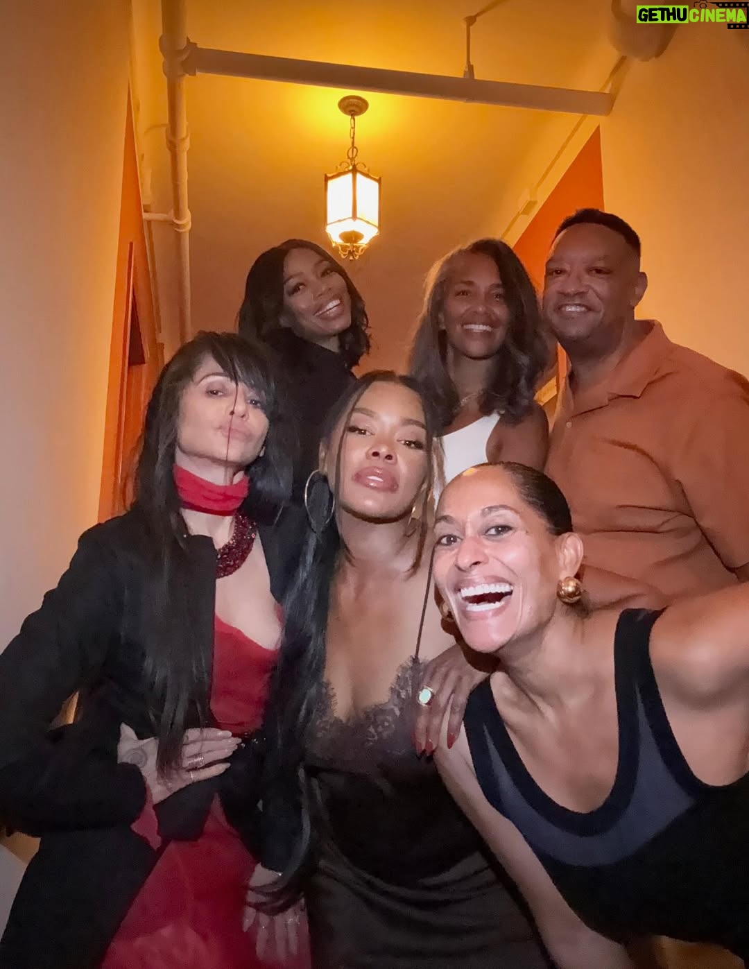 Golden Brooks - 138.1K Likes - What I wouldn’t do for this gang right here! Yes, we’re all back together for  a night of celebrating our 25th It’s like time has never passed at all! The laughs, the poses, the jokes, the memories! … I love my #girlfriends so much! And our one and only gent!!! And yes, that is a cake with the candles… Complements of our very lovely and talented @traceeellisross  #25thanniversary  Here’s to the gang 🥂🥂🥂🥂🥂 @marabrockakil @traceeellisross @misspersiawhite @itsmejillmarie @reggieh69