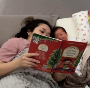 Gritte Agatha Instagram - Morning time baca buku with mama @gritteagathaa .