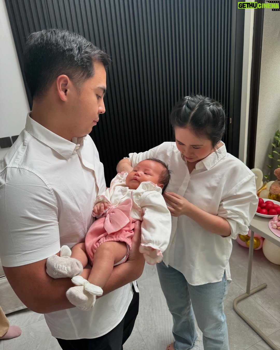 Gritte Agatha - 42.7K Likes - Agatha's full month dan botakin rambut biar ademmmm