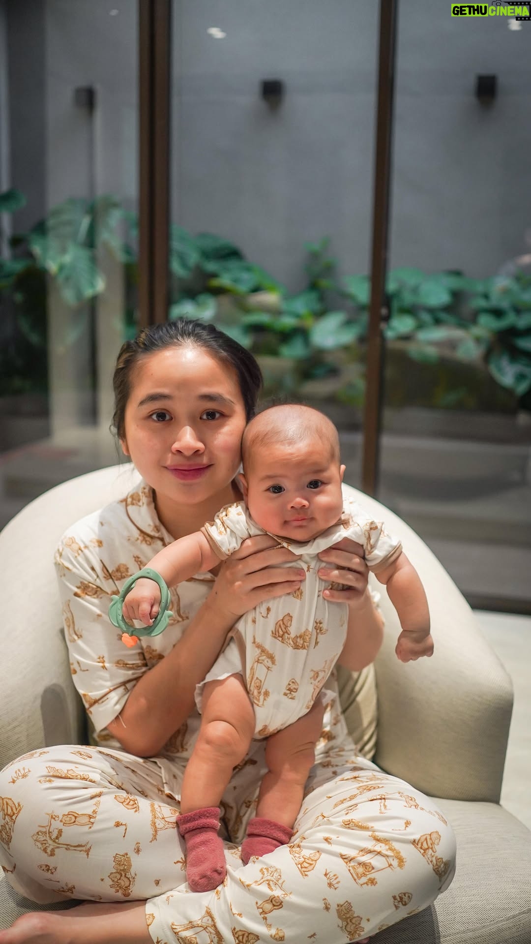 Gritte Agatha - 23.2K Likes - Just a mother and her little girl, wrapped in love ❤️