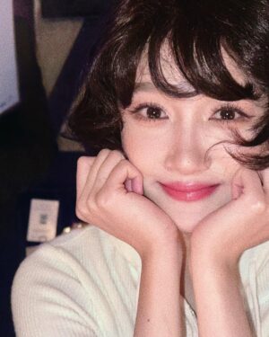Guan Xiaotong Instagram - 短发的快乐