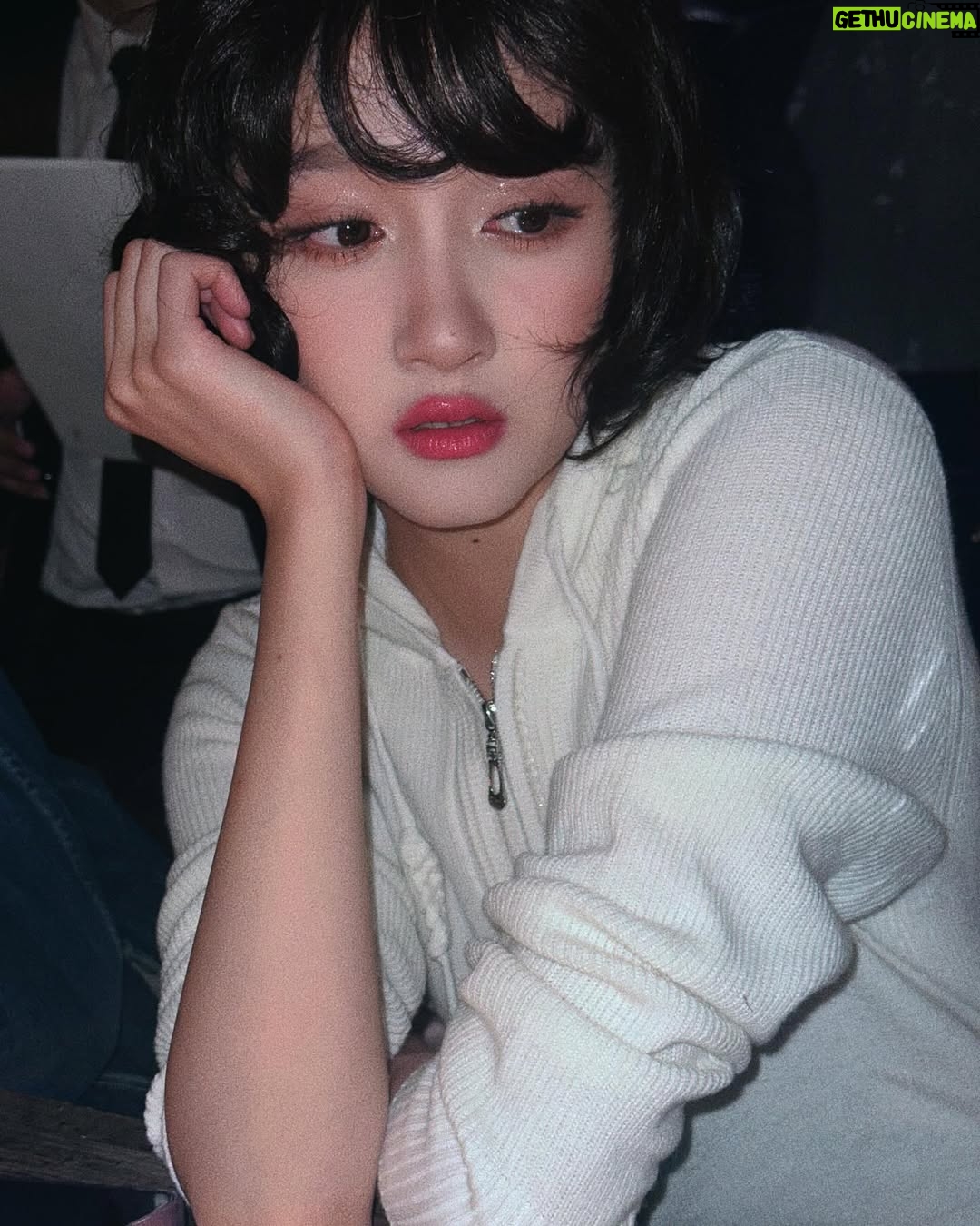 Guan Xiaotong - 28.4K Likes - 短发的快乐