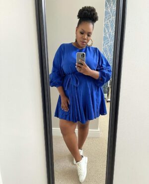 Gugu Gumede Instagram - checklist for a pic to look “cool” on the small mirror in my bedroom:
healthy natural hair ☑️
cute blue dress ☑️