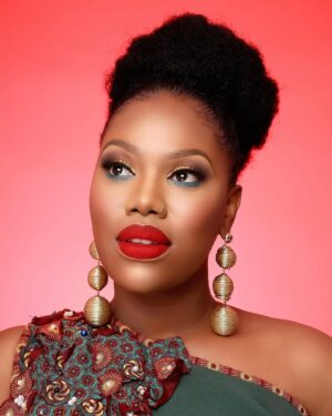 Gugu Gumede Instagram - look up, the stars are aligning just for you 💫