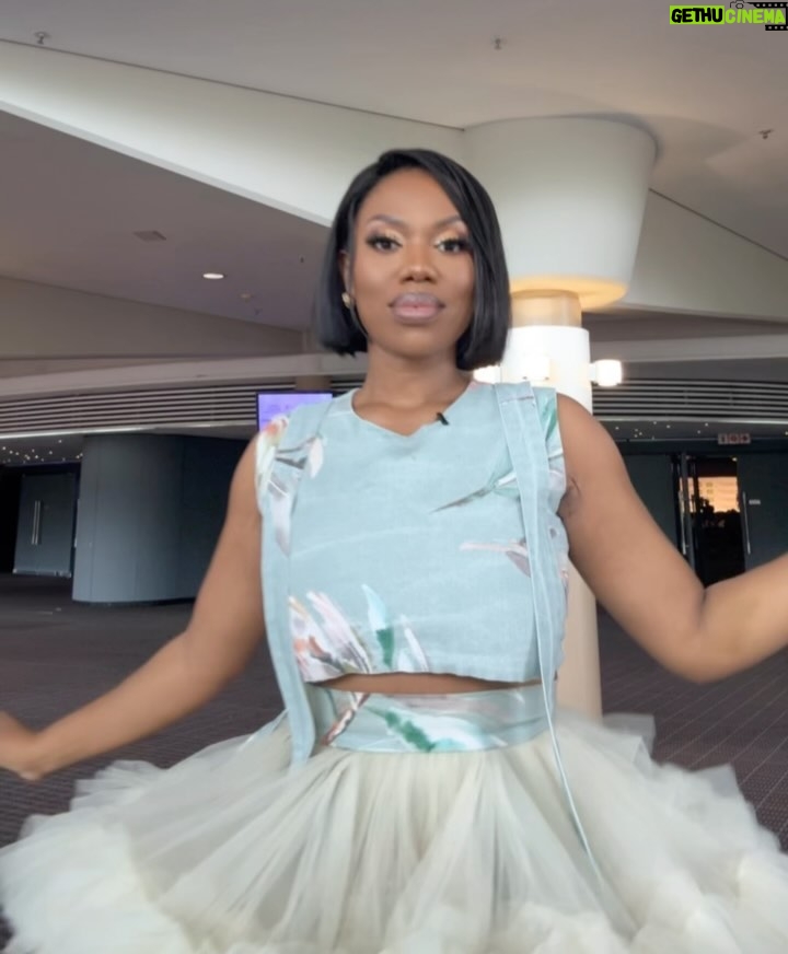 Gugu Gumede - 88K Likes - Mama, I’m on Netflix 🥹🙏🏾😆

“Umjolo - The Gone Girl” drops this Friday on @netflixsa. Thank you @stainedglasstv; it’s always an honor to collaborate with you. 

👗: @indonifashionhouse