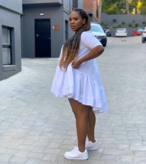 Gugu Gumede Instagram - weight and bank balance up - a healthy ratio 🙃
.
.
.
.
👗: @indonifashionhouse