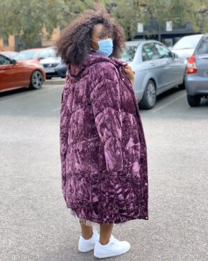 Gugu Gumede Instagram - Don’t let social media fool you into thinking God is not blessing you enough; He is doing it and will continue to do it. Set your own goals with Him, and praise Him for how far He’s gotten you. The ones you admire had to go through their own lowest valleys to get to their highest mountains. A reminder to self ♥️