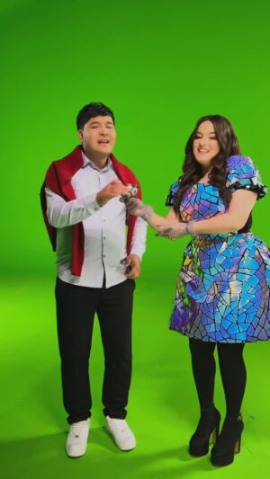 Gulinur Instagram - 50/50 ko’k choydan 😁
Duet xaqida fikringiz ?
•
•
#uzb #uzbekistan #uzbekistan_inst #uzbekistan = #uzbek
#uzbekstars= #uzbekstars= #uzbvideo #uzbekstar #cover #jonliijroqiroli #reels #reelsinstagram #reelsvideo #rec #rek #top #top #toptags