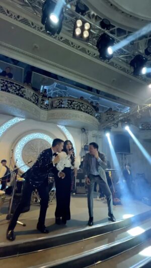 Gulinur Instagram - @muhiddin.alimov @boburbekarapbaev @umrbek_singer