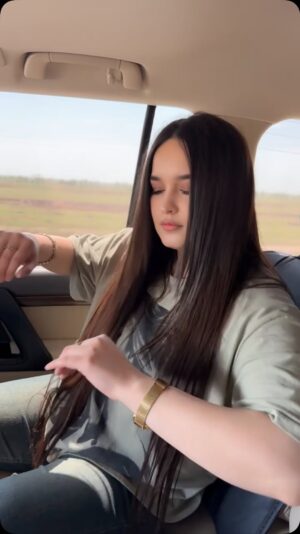 Gulinur Instagram - So’zlarini blmiman no raqsga nechchi🤪