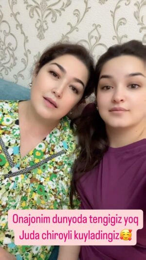 Gulinur Instagram - Onajonim kuylaydi🥰