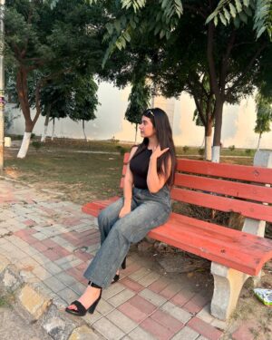 Gurnoor Kaur Instagram - When in doubt, post them all