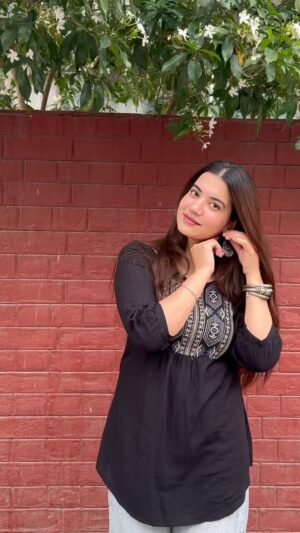 Gurnoor Kaur Instagram - Tere khayalo mei hai š©¶