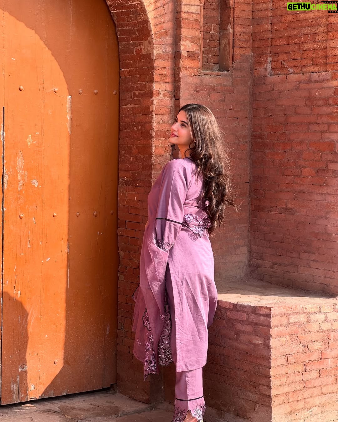 Gurnoor Kaur - 33.5K Likes - 🕊️🪞