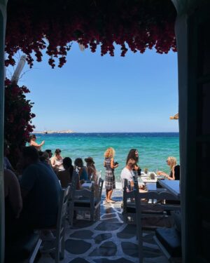 Hagar ElSarrag Instagram - 🌊🛵🌺