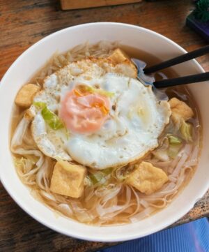 Hagar ElSarrag Instagram - 🇻🇳🪷🐉🍜