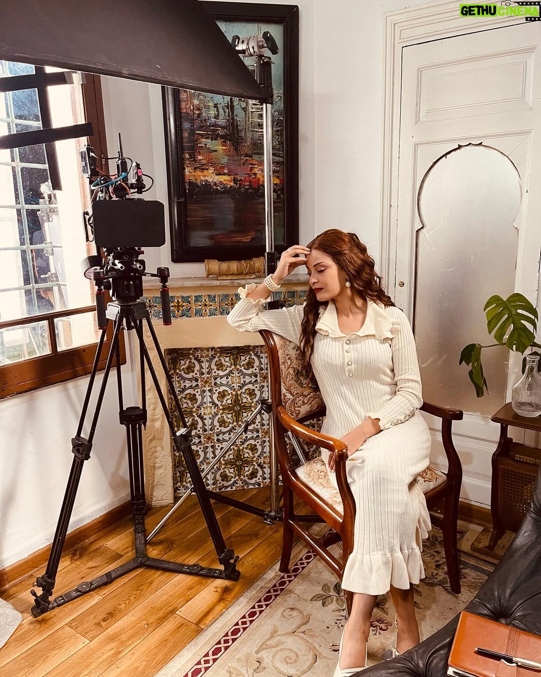 Haifa Rahim - 18.2K Likes - camera off 🥹 #cameraoff "Filming …it’s more than just lights and cameras. It's the magic of turning a moment into something eternal, a feeling into something tangible. It's the collective heartbeat of a team, all working towards a single vision, each person giving a part of themselves. And in the process, we change. The character you step into becomes a part of you, and you, in return, leave something of yourself behind. The camera captures all of it — the highs, the lows, the raw truth. But when the scene ends, and the lights go out, what remains is not just the movie… it's the emotion, the experience, the transformation. And that's what stays with you long after the credits roll."
مريم توجه رسالة عميقة في هذا المسلسل لي هي : الى جميع الوالدين  حنوا على ولادكم أعطوهم الحب الكافي و الإهتمام لي مزال ما قال لأولاده نحبكم يقولها و لي مزال ما عانقش أولاده يعانقهم ، كفاكم من القسوة لي طغات ، يحيا الحب تم الحب تم حب ❤️