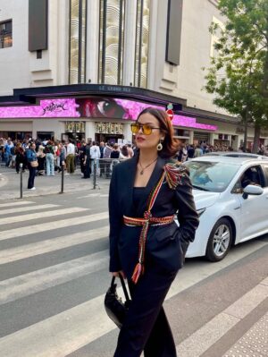 Haifa Rahim Instagram - Another pictures at the grand Rex sabali world premiere of @djsnake 
DA: Hayfaa Rahim 
#paris #algeria