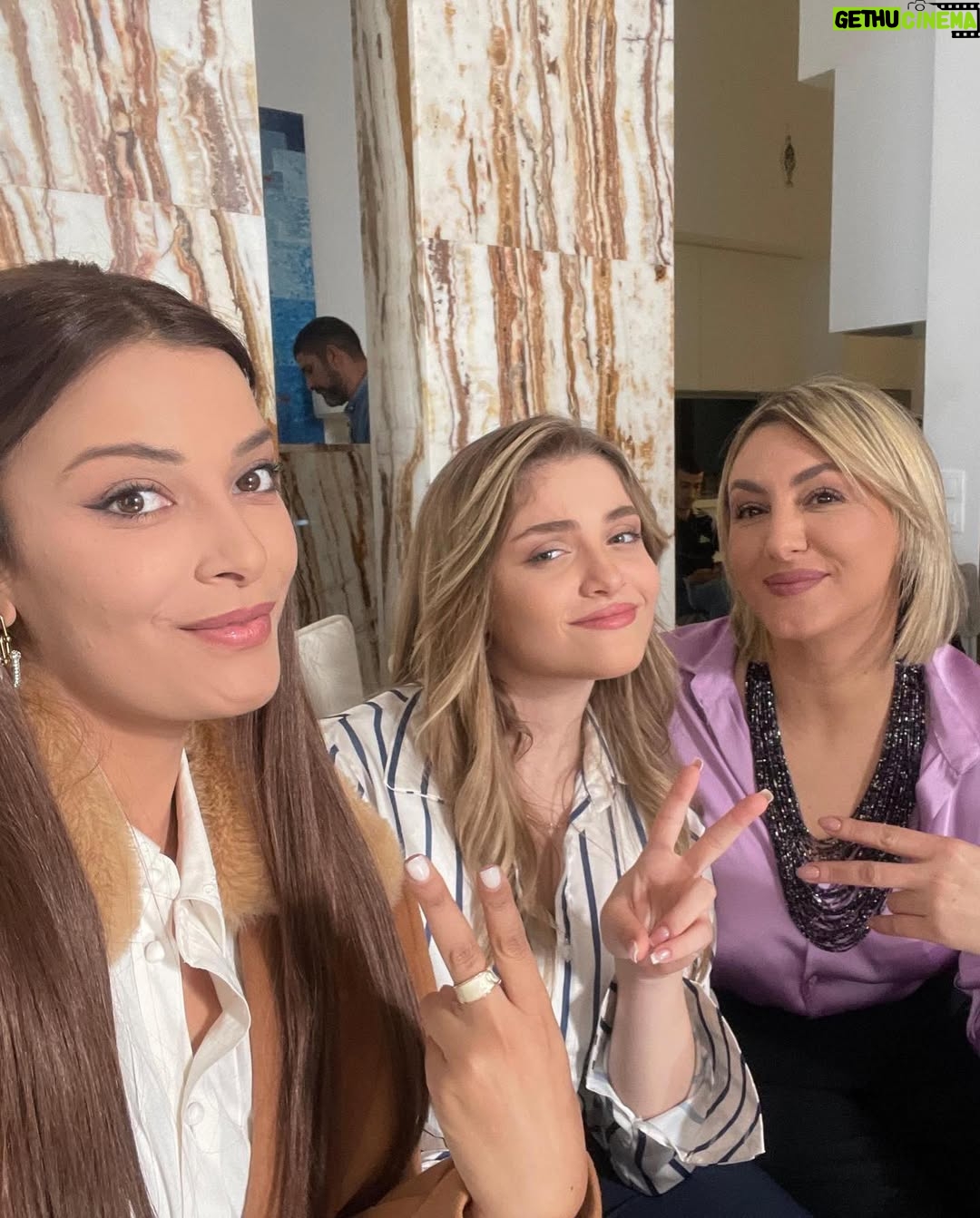 Haifa Rahim - 18.2K Likes - camera off 🥹 #cameraoff "Filming …it’s more than just lights and cameras. It's the magic of turning a moment into something eternal, a feeling into something tangible. It's the collective heartbeat of a team, all working towards a single vision, each person giving a part of themselves. And in the process, we change. The character you step into becomes a part of you, and you, in return, leave something of yourself behind. The camera captures all of it — the highs, the lows, the raw truth. But when the scene ends, and the lights go out, what remains is not just the movie… it's the emotion, the experience, the transformation. And that's what stays with you long after the credits roll."
مريم توجه رسالة عميقة في هذا المسلسل لي هي : الى جميع الوالدين  حنوا على ولادكم أعطوهم الحب الكافي و الإهتمام لي مزال ما قال لأولاده نحبكم يقولها و لي مزال ما عانقش أولاده يعانقهم ، كفاكم من القسوة لي طغات ، يحيا الحب تم الحب تم حب ❤️