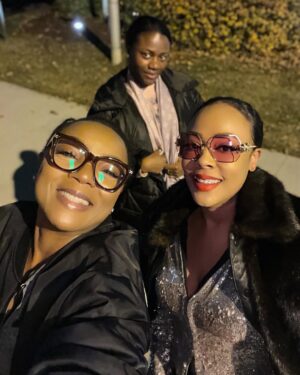 Hailliote Sumney Instagram - On Set Of “Kamal” 🎥 
With Chioma My Lover 🎤 
@chiomakpotha 
@hailliesumneyofficial 
@yolandaokereke 
𝙲𝚌: @ifactorylive 

#atlanta #visiteastpoint
