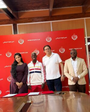 Hamisa Mobetto Instagram - Mume wangu kipenzi  @aziz.ki.10 ❤️

Hongera kwa hatua hii kubwa ya kusaini mkataba wako mpya na @wacofficiel . Kila wakati naona juhudi zako, bidii yako, na tamanio lako la kuwa mchezaji bora sio tu Afrika ila duniani. Dua na kujituma kwako ndio msingi wa mafanikio yako siku zote.

Wewe ni mfano wa uthubutu, uvumilivu, na maono yaliyojaa matumaini. Kila siku unavyoamka, unaamka na njaa ya mafanikio, na hilo linanipa nguvu pia mimi, kama mkeo.

Kama mkeo, rafiki yako wa karibu, na shabiki wako wa kwanza, dua yangu kila siku ni ufanikiwe zaidi ya ukubwa unaouota kila mara. Endelea kung’ara, endelea kuamini, endelea kusukuma mipaka ya kile kinachowezekana. Najua huu ni mwanzo mpya wa mambo makubwa zaidi.

Mimi niko nyuma yako kila hatua, katika kila pambano, kila goli, na kila ndoto unayopigania.

Tunakupenda, tunakuombea, na tuko nawe hadi mwisho.
@wacofficiel @aitmannahicham @zambro_traore 
#NewBeginnings #AzizKi10 #ProudWife #WydadFamily #mychampion #ksa10🙏🏻⚽️👑 #football #wydad #morocco #casablanca