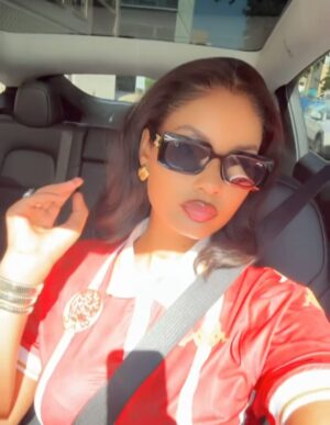 Hamisa Mobetto Instagram - The stadium is for the game, but the spotlight? That’s mine ✨
.
#fifaclubworldcup #fifa #football #wydad #juventus #america