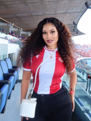 Hamisa Mobetto Instagram - So proud to cheer on my husband & @wacofficiel from the stands there’s truly no place I’d rather be. ❤️⚽
#soccerwife #football #africa #casablanca #morocco #wydad #dimawydad
#ksa10🙏🏻⚽️👑