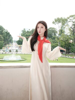 Han Sara Instagram - Độc lập – Tự do – Hạnh Phúc là điều thiêng liêng nhất 🇻🇳🇻🇳🇻🇳
#HanSara #HanSaraLoveVietNam #80NamTuHaoVietNam #TuHaoVietNam #Plus84Entertainment